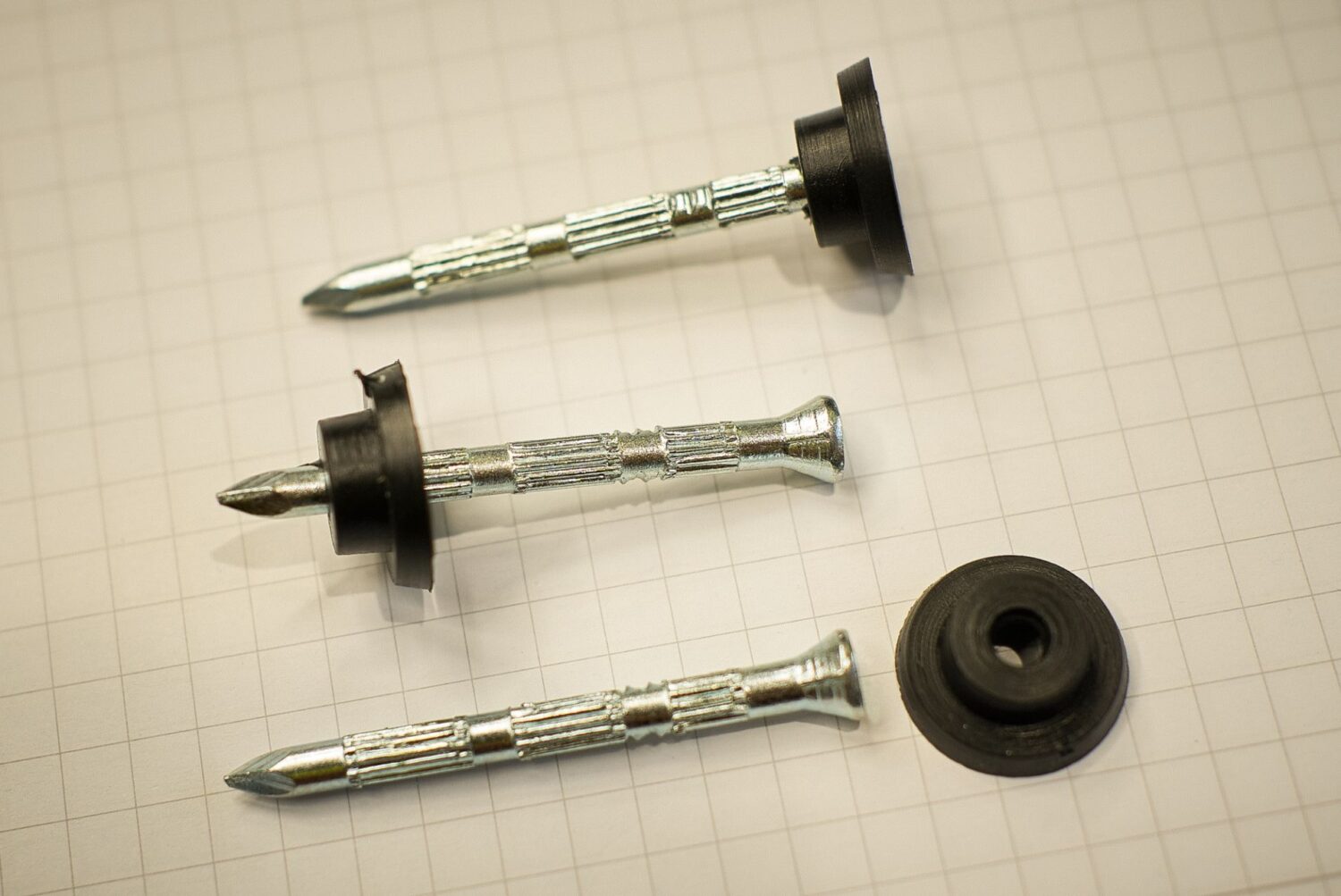 2MM00456